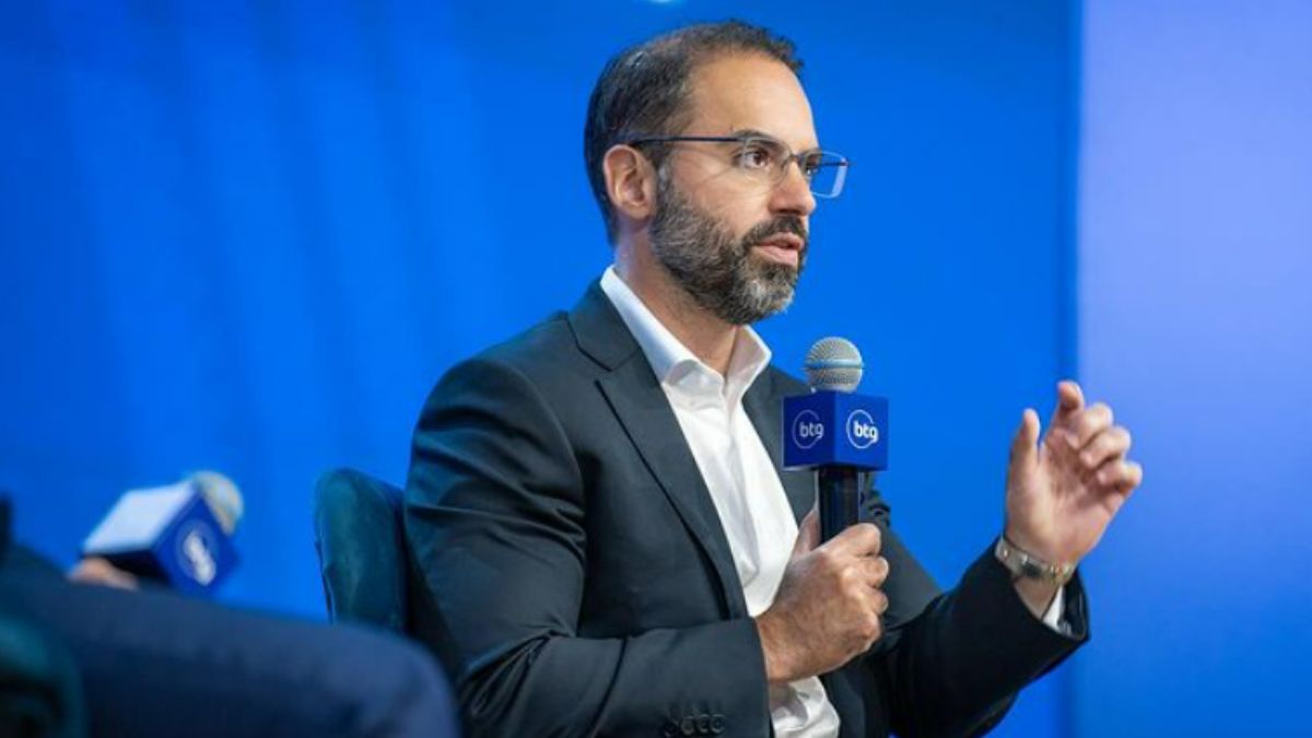 Futuro da previdência social e dois cenários possíveis para a bolsa: Felipe Miranda fala sobre como proteger os seus investimentos do Brasil hoje