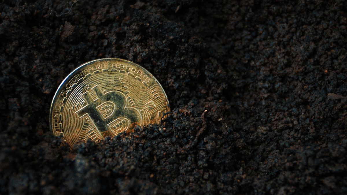 E agora? Britânico ‘perde’ R$ 4 bilhões de reais em bitcoin (BTC); especialista revela o que fazer para não cometer o mesmo erro