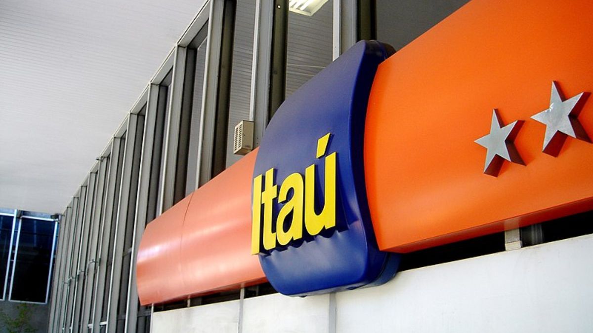 Itaú (ITUB4) consolida sua posição de banco mais rentável e eficiente do país no 4T24; veja análise completa