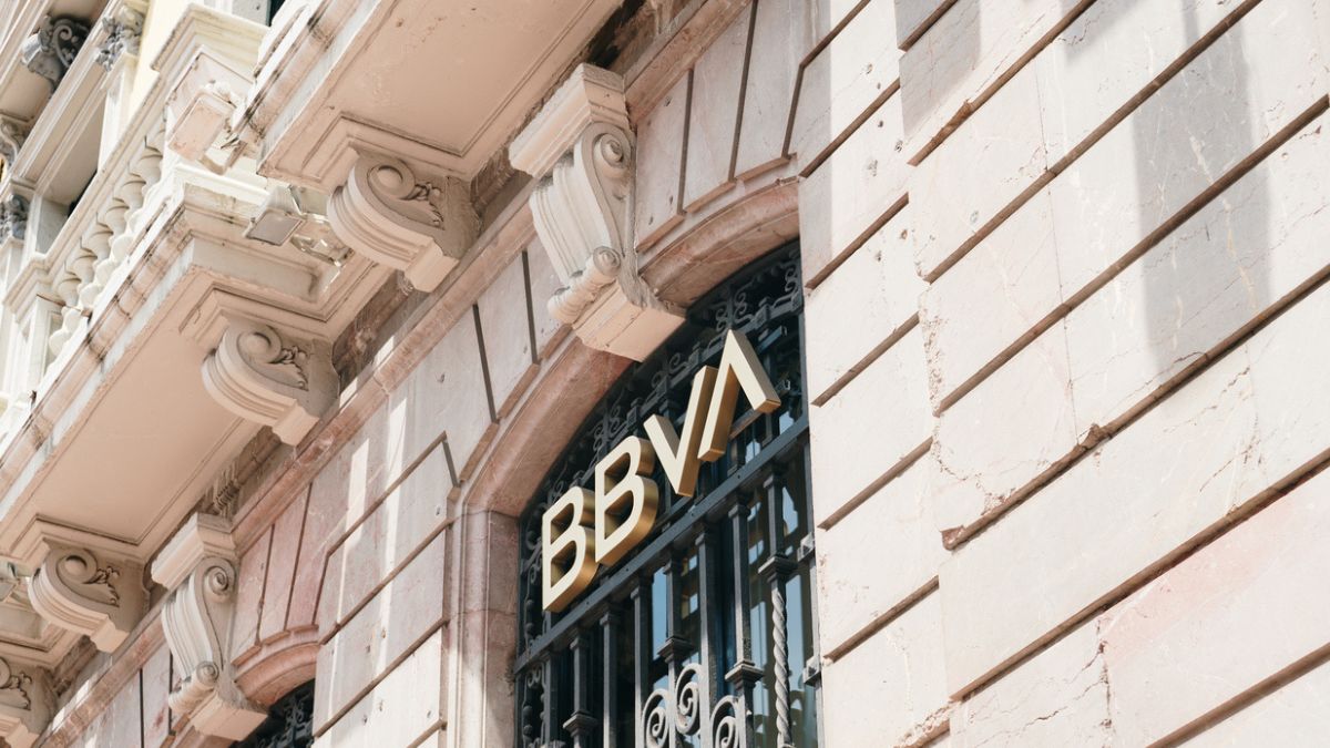 2º maior banco da Espanha entra no mercado cripto — e pode te ajudar a multiplicar seu dinheiro a partir de março; veja como